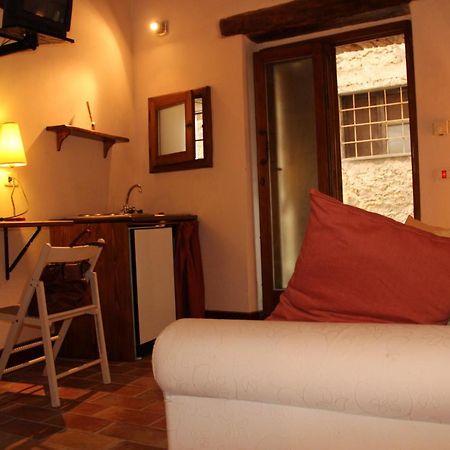 Apartamento Trilocale Nel Centro Storico Montemerano Exterior foto