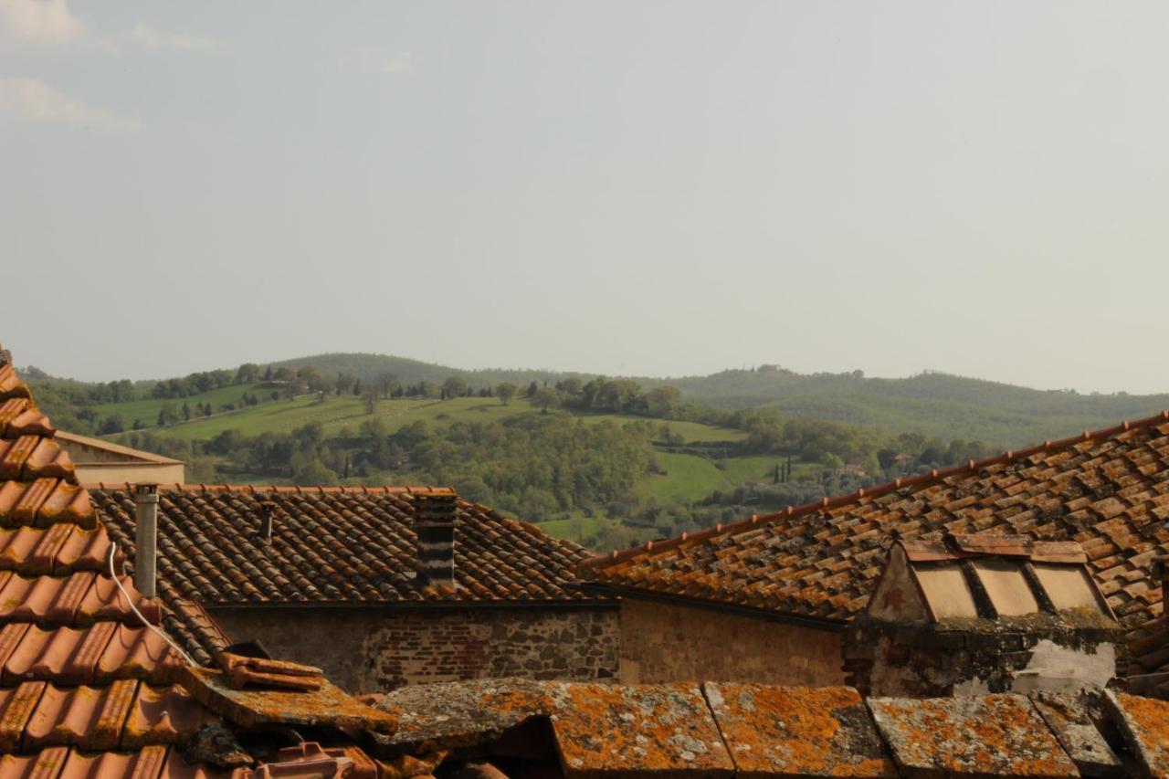 Apartamento Trilocale Nel Centro Storico Montemerano Exterior foto